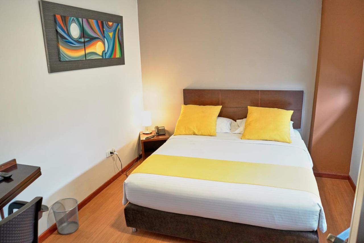 Hotel Volare Armenia  Esterno foto